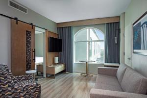 Galeriebild der Unterkunft Sheraton Suites Columbus Worthington in Columbus