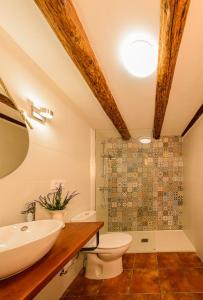 ห้องน้ำของ Casa Palmira. Casa de pueblo con encanto