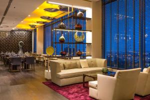 Radisson Blu Hotel, Nairobi Upper Hill的休息区