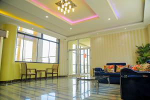 Area soggiorno di GNS Hotel Kampala