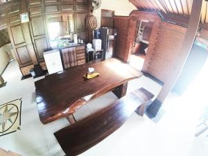 Kuchyň nebo kuchyňský kout v ubytování Villa Joglo Kalasan + 25 fotografií