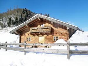 Chalet Sturmbachhütte by Interhome v zimě