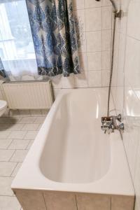 Łazienka w obiekcie Holiday Home Kainer by Interhome
