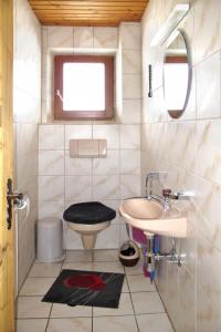 Kép Apartment Schmidhofers Heim by Interhome szállásáról Fügenben a galériában Még 16 kép