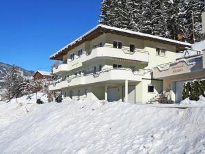 Apartment Huber-1 by Interhome during the winter