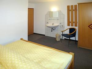 Posteľ alebo postele v izbe v ubytovaní Apartment Sonne-3 by Interhome