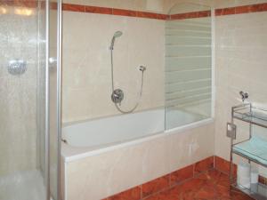 Koupelna v ubytování Apartment Lechners Wohnwelt-3 by Interhome + 26 fotografií