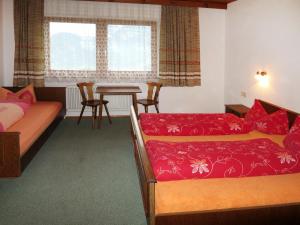 Postel nebo postele na pokoji v ubytování Holiday Home Borleitenhof by Interhome