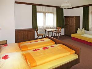 Postel nebo postele na pokoji v ubytování Holiday Home Borleitenhof by Interhome