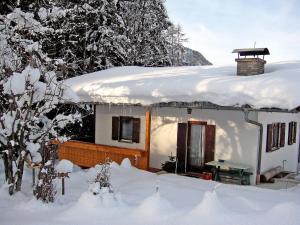 Chalet Amberg by Interhome v zimě