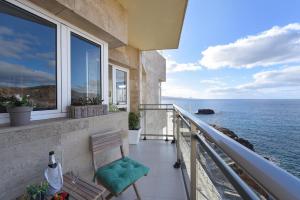 A general sea view or a sea view taken from Az apartmant
