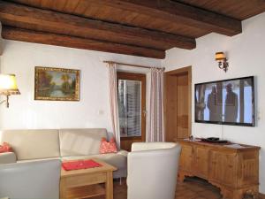 TV a/nebo společenská místnost v ubytování Holiday Home Solea by Interhome