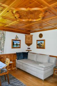 Khu vực ghế ngồi tại Holiday Home Schönblick by Interhome