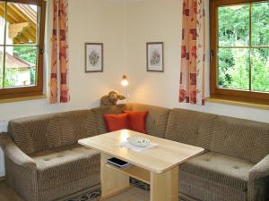 Posezení v ubytování Holiday Home Reinbacher by Interhome