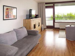 TV a/nebo společenská místnost v ubytování Apartment Ostsee-Residenz - DMP173 by Interhome