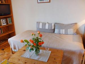 Postel nebo postele na pokoji v ubytování Apartment Châtillon C 16 by Interhome