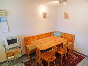 Posezení v ubytování Apartment Beau Site-1 by Interhome