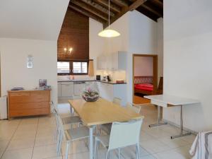 Kuchyň nebo kuchyňský kout v ubytování Apartment von Allmen by Interhome