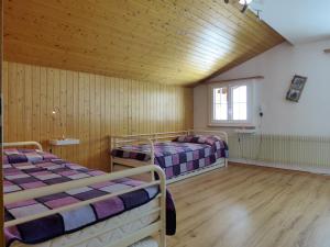 Galeriebild der Unterkunft Apartment Chalet Seeberg by Interhome in Lenk im Simmental