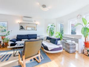 Posezení v ubytování Holiday Home Queen Ahn by Interhome + 36 fotografií
