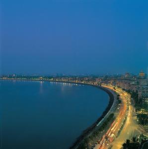 海景或在酒店看到的海景