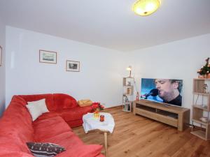 Μια τηλεόραση ή/και κέντρο ψυχαγωγίας στο Holiday Home Fliegerklause by Interhome