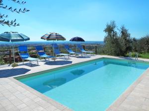 The swimming pool at or close to Holiday Home Agrumi by Interhome