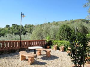 A garden outside Holiday Home Borgo della Limonaia-4 by Interhome