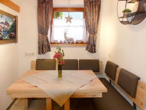 Posezení v ubytování Apartment Viktoria by Interhome + 24 fotografií