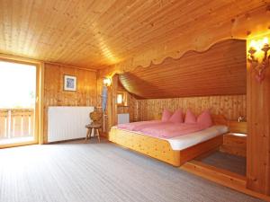 A bed or beds in a room at Holiday Home Josefine by Interhome