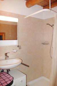 Koupelna v ubytování Holiday Home Rustico Diego by Interhome