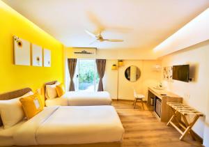 TV a/nebo společenská místnost v ubytování Bloom Hotel - Juhu