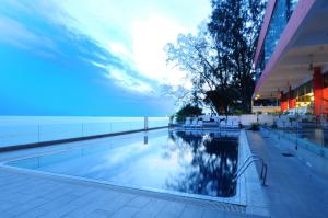 Gallery image of Hotel Sentral Seaview @ ​Beachfront in George Town