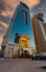 a building with a car parked in front of it at وحدات دورميرا الفندقيه in Riyadh