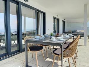 Fotografia z galérie ubytovania Via Celere 2330 Sea View Apartment v destinácii Casares