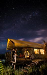 Příroda nedaleko luxury tent