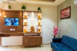 Μια τηλεόραση ή/και κέντρο ψυχαγωγίας στο Hotel Lee Grand
