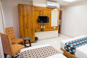 Gallery image of Hotel Lee Grand in Anand