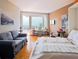 Zdjęcie z galerii obiektu Apartment Double Room Modern-9 by Interhome w mieście Ascona