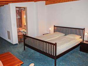 Cama ou camas em um quarto em Apartment Parcolago - Utoring-75 by Interhome