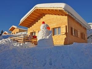 Το Holiday Home Maiensäss Komfort by Interhome τον χειμώνα