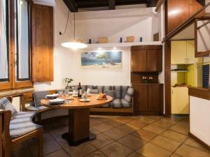 A kitchen or kitchenette at Georgofili by Halldis Még 15 kép