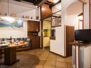 A kitchen or kitchenette at Georgofili by Halldis