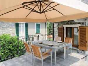 Balkón alebo terasa v ubytovaní Holiday Home Rosa - VNA205 by Interhome