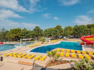 Fotografie z fotogalerie ubytování Holiday Home Camping Lanterna-1 by Interhome v Poreči