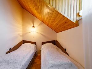 Posteľ alebo postele v izbe v ubytovaní Apartment Daisy 1 by Interhome