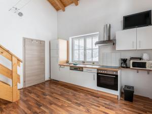 Kuchyň nebo kuchyňský kout v ubytování Apartment Grün by Interhome