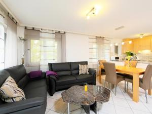 Kuchyň nebo kuchyňský kout v ubytování Apartment Sonnhalde B by Interhome