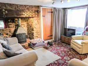 Χώρος καθιστικού στο Holiday Home Moonfleat Cottage by Interhome