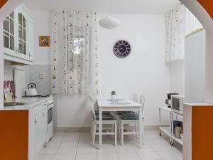 Zdjęcie z galerii obiektu Holiday Home Brasse by Interhome w mieście Balatonkeresztúr